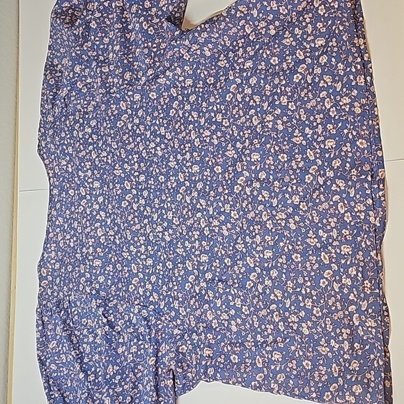 Madewell V-Neck Puff Sleeve Top Medium in Summer Vines blue lightweight flowy - Picture 9 of 10